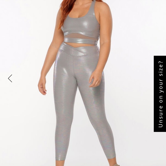 ISO Lorna Jane Gloss Sports bra in Nu Grey in size Large - Picture 4 of 5